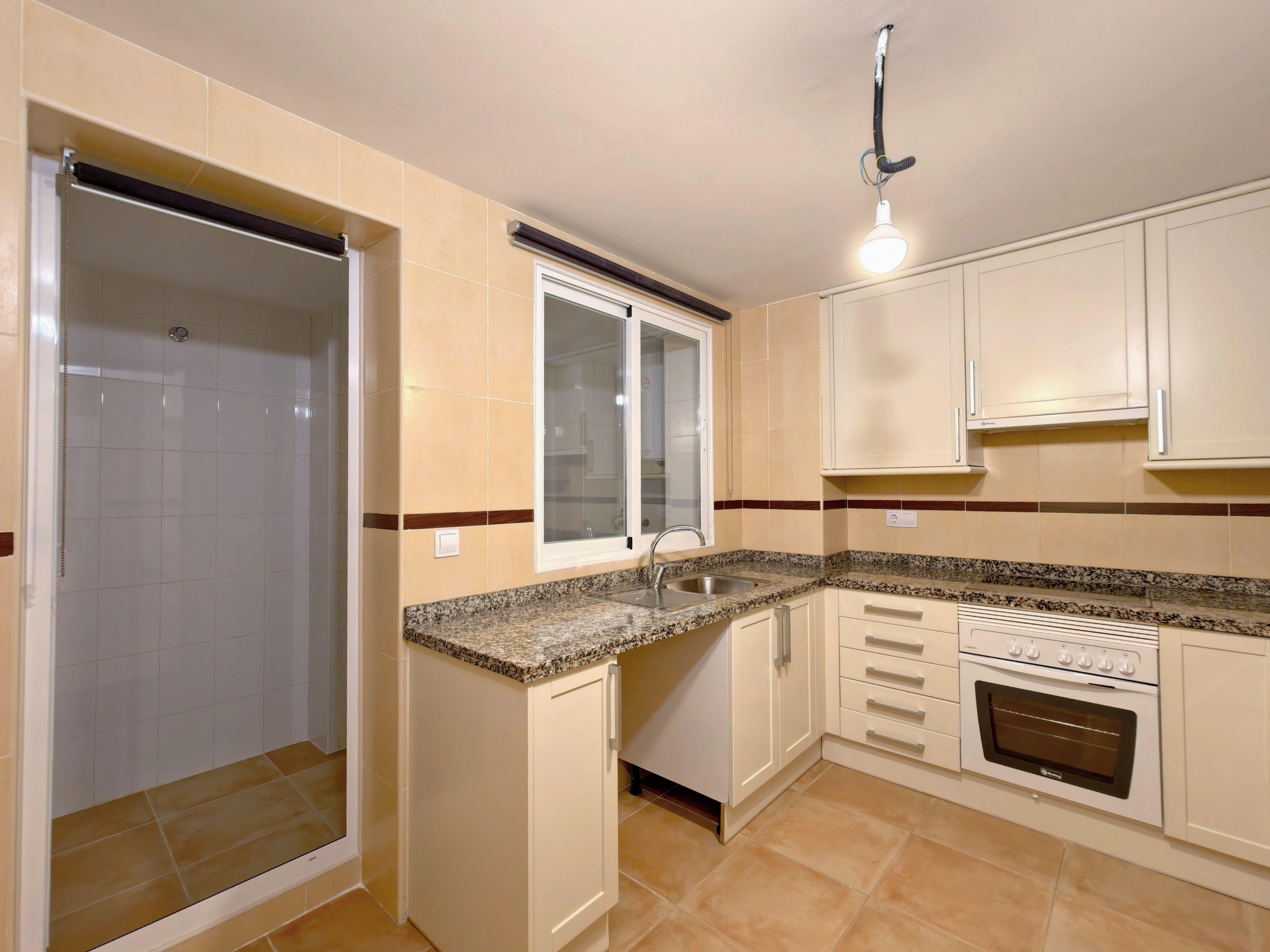 Apartament na sprzedaż w Altea Hills z 3 sypialniami i wspólnym basenem.