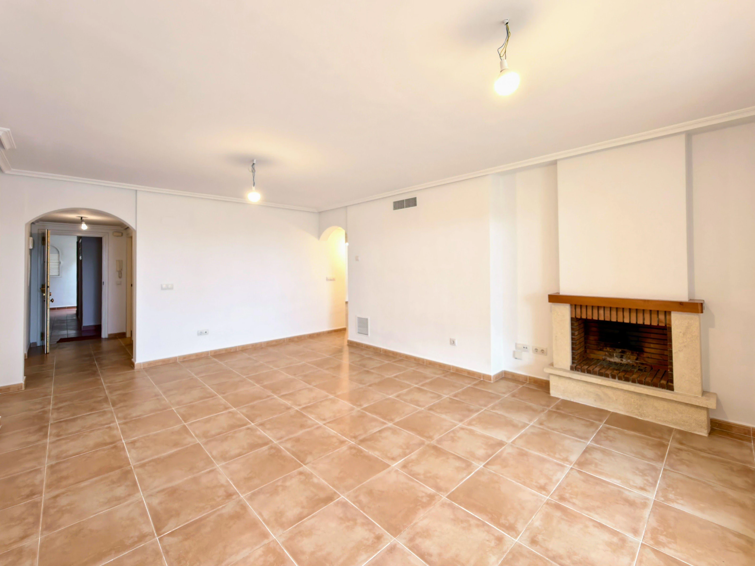 Apartament na sprzedaż w Altea Hills z 3 sypialniami i wspólnym basenem.