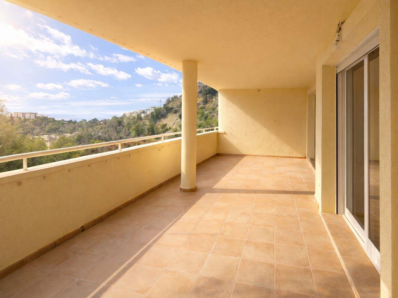 Apartament na sprzedaż w Altea Hills z 3 sypialniami i wspólnym basenem.