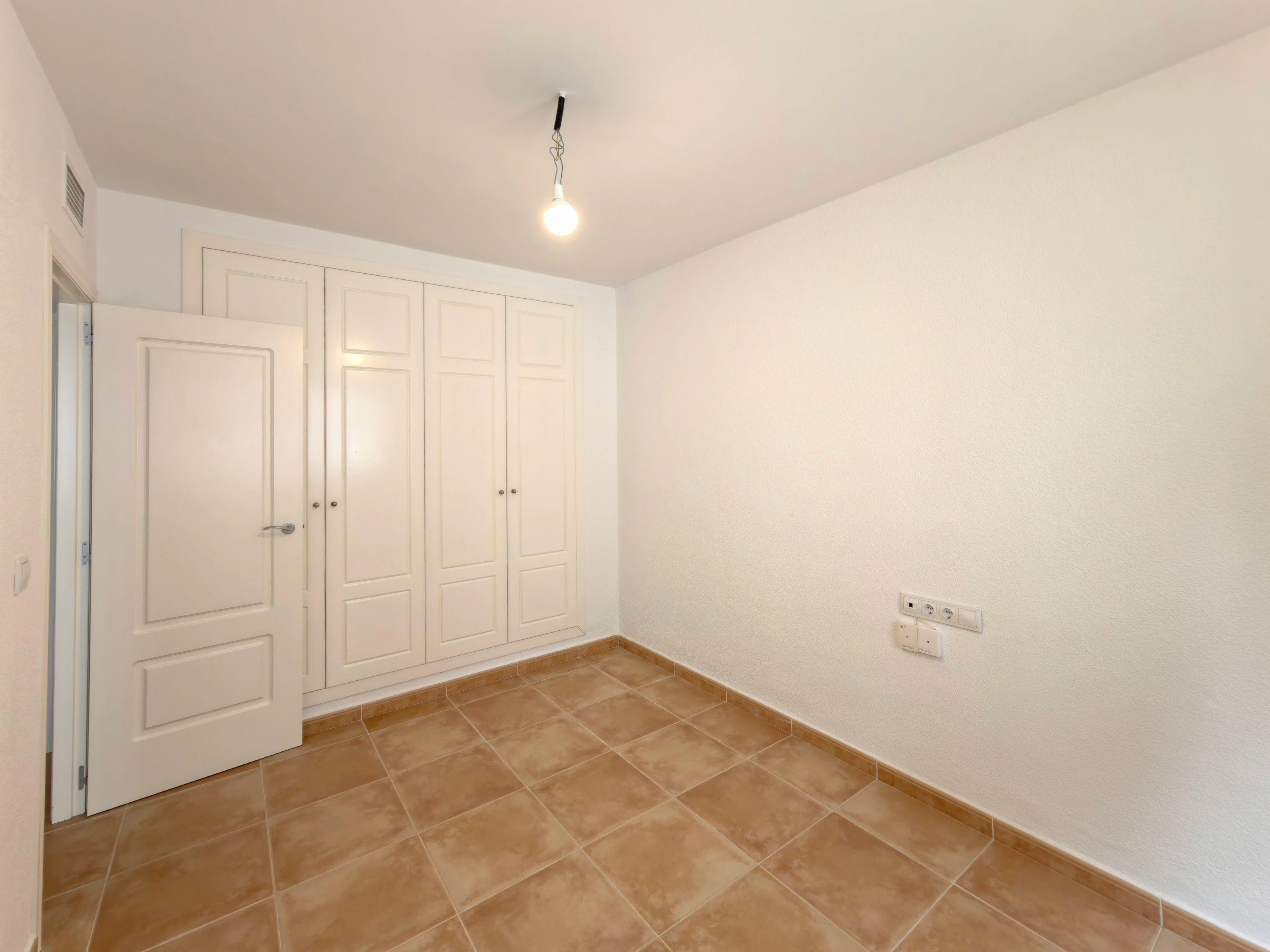 Apartament na sprzedaż w Altea Hills z 3 sypialniami i wspólnym basenem.
