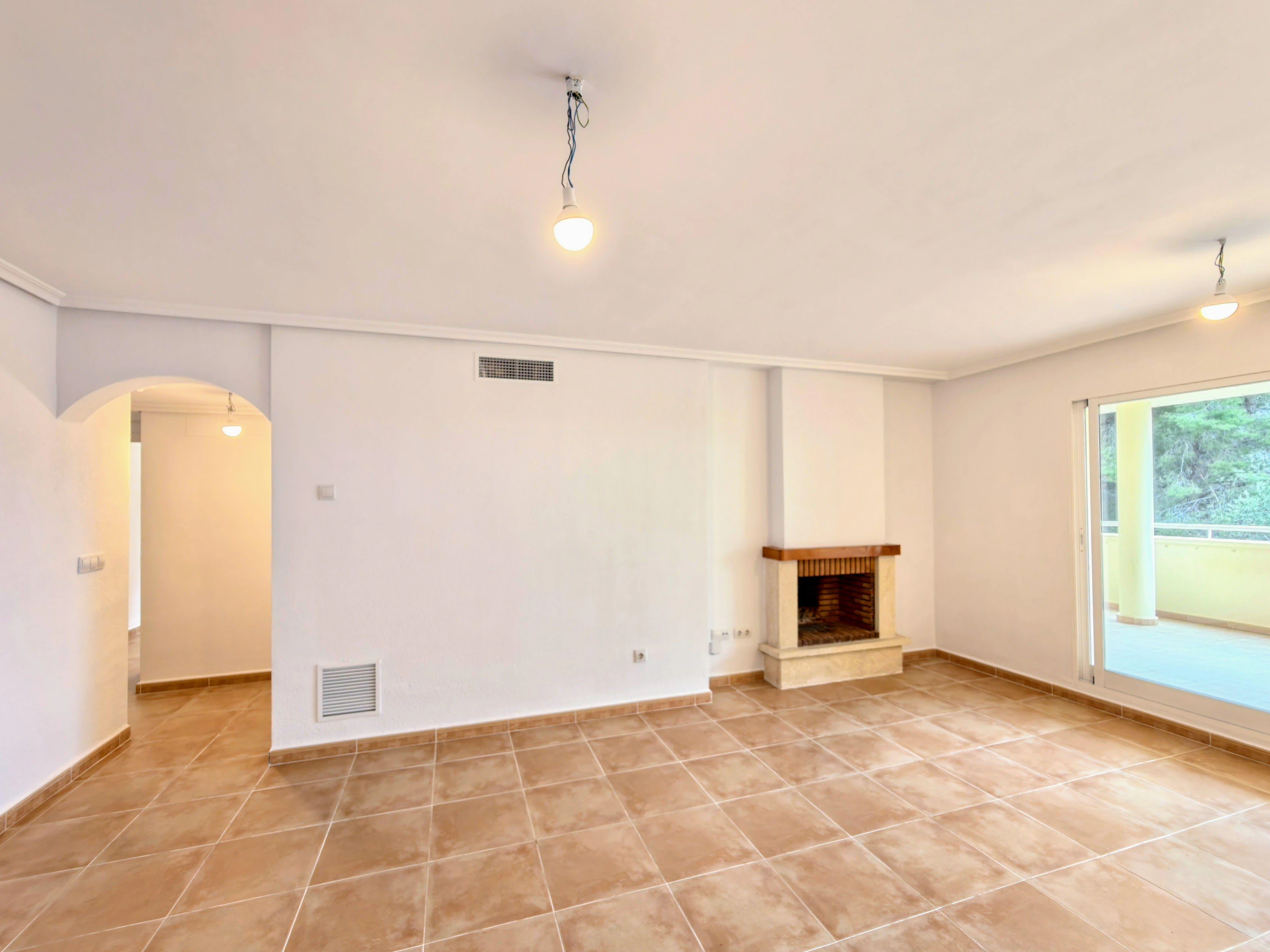 Apartament na sprzedaż w Altea Hills z 3 sypialniami i wspólnym basenem.
