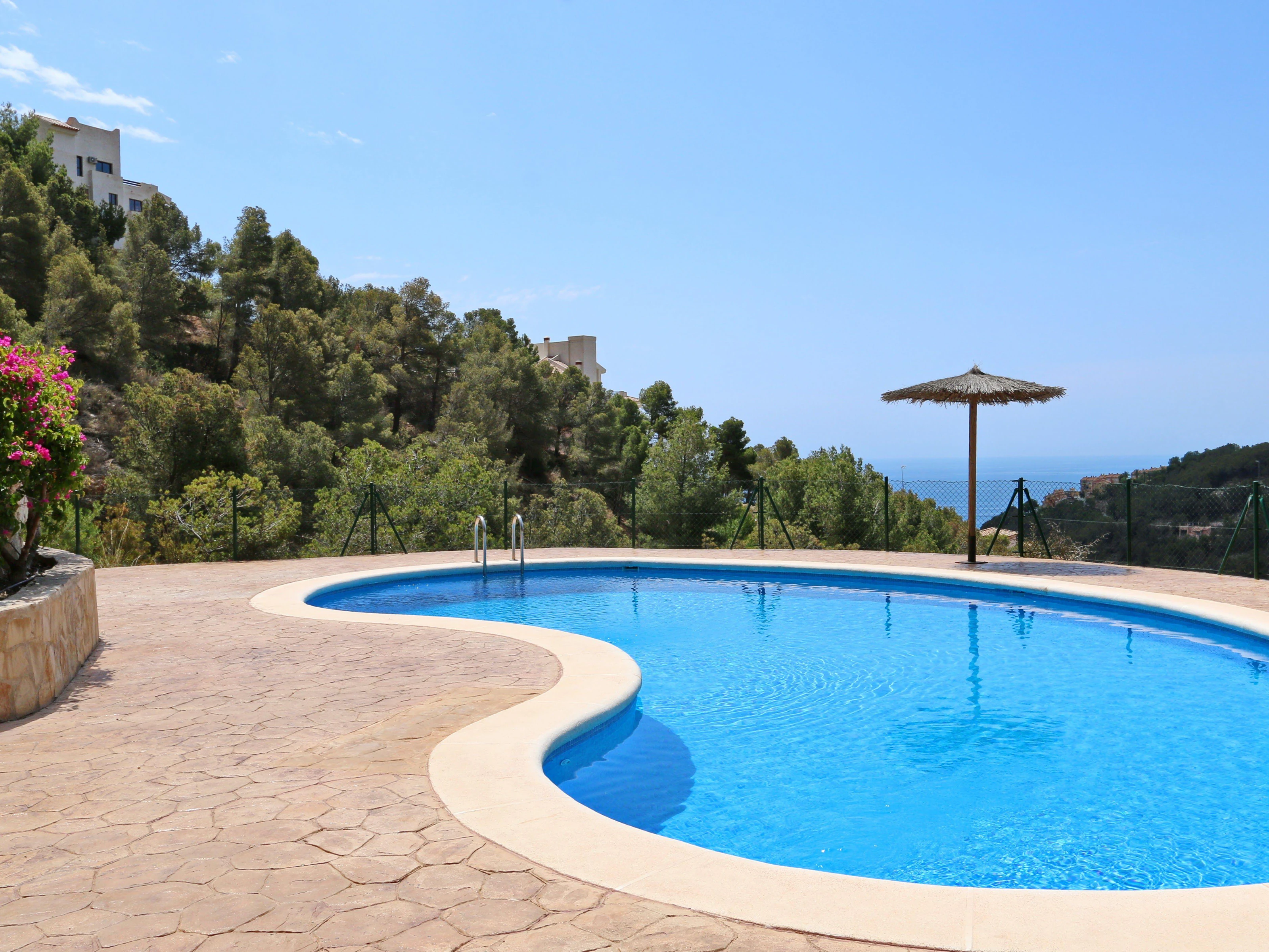 Apartament na sprzedaż w Altea Hills z 3 sypialniami i wspólnym basenem.
