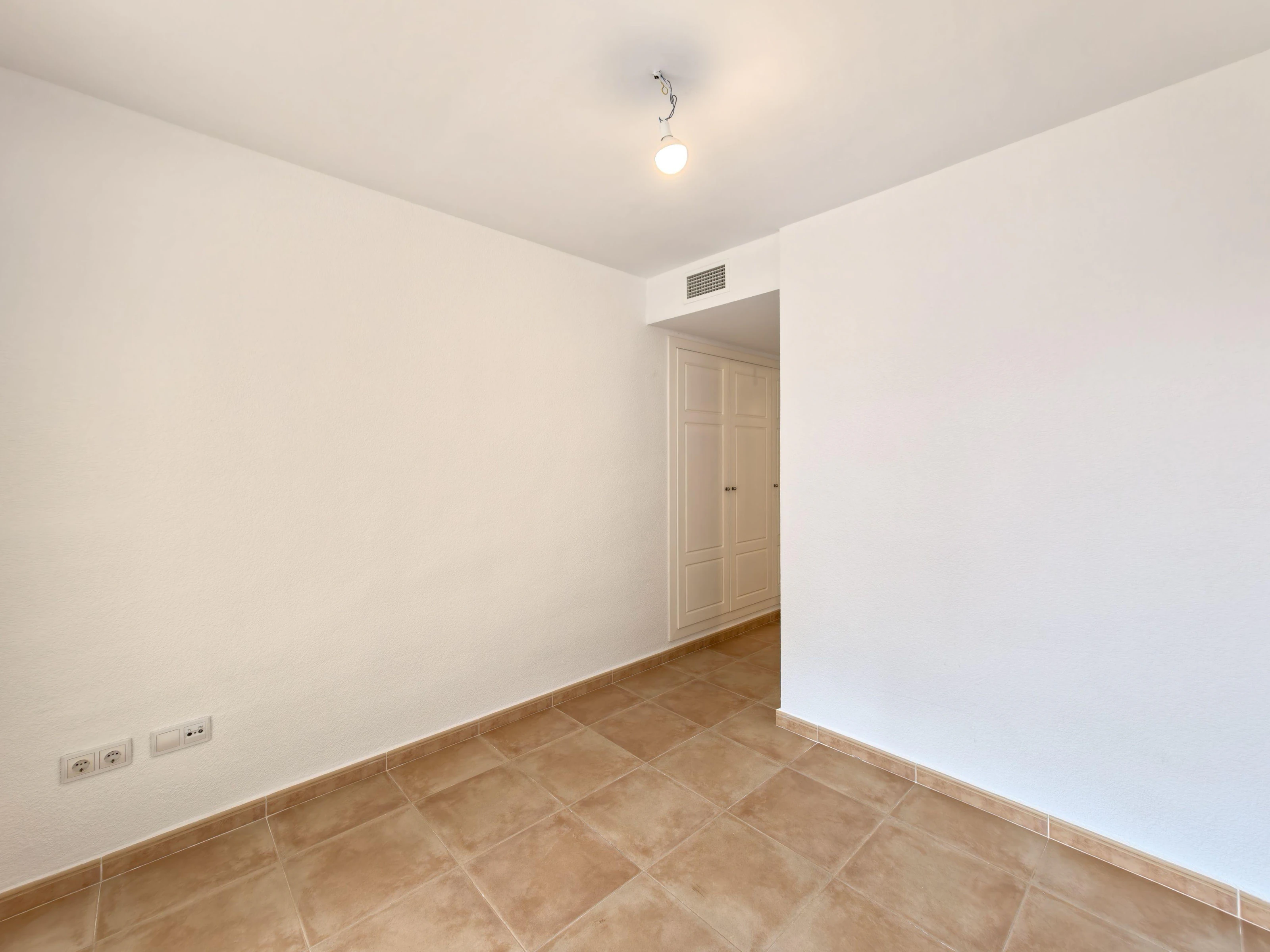 Apartament na sprzedaż w Altea Hills z 3 sypialniami i wspólnym basenem.