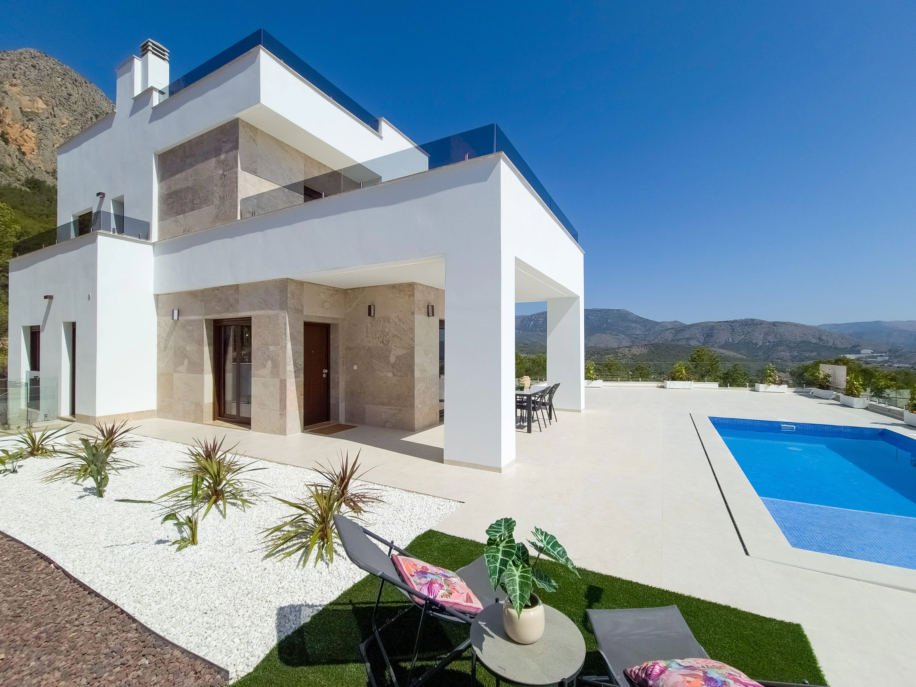Villa for sale in Polop