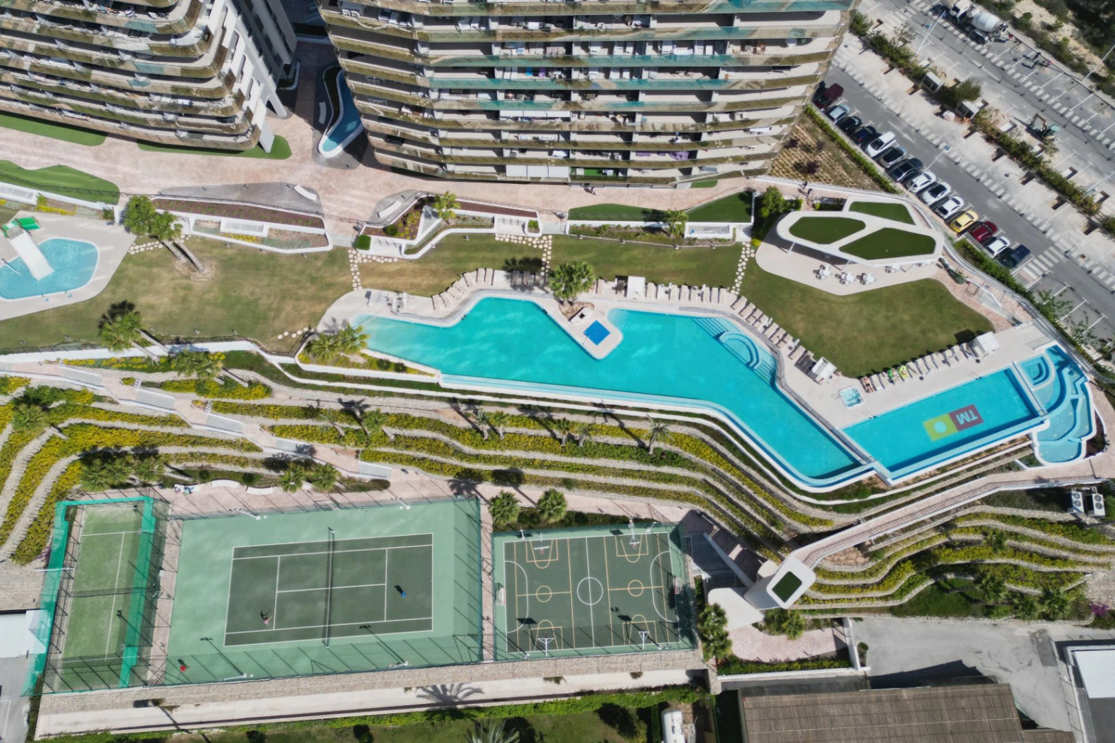 Dachgeschosswohnung zum Verkauf in Benidorm mit 3 Schlafzimmern und beheiztem Pool.