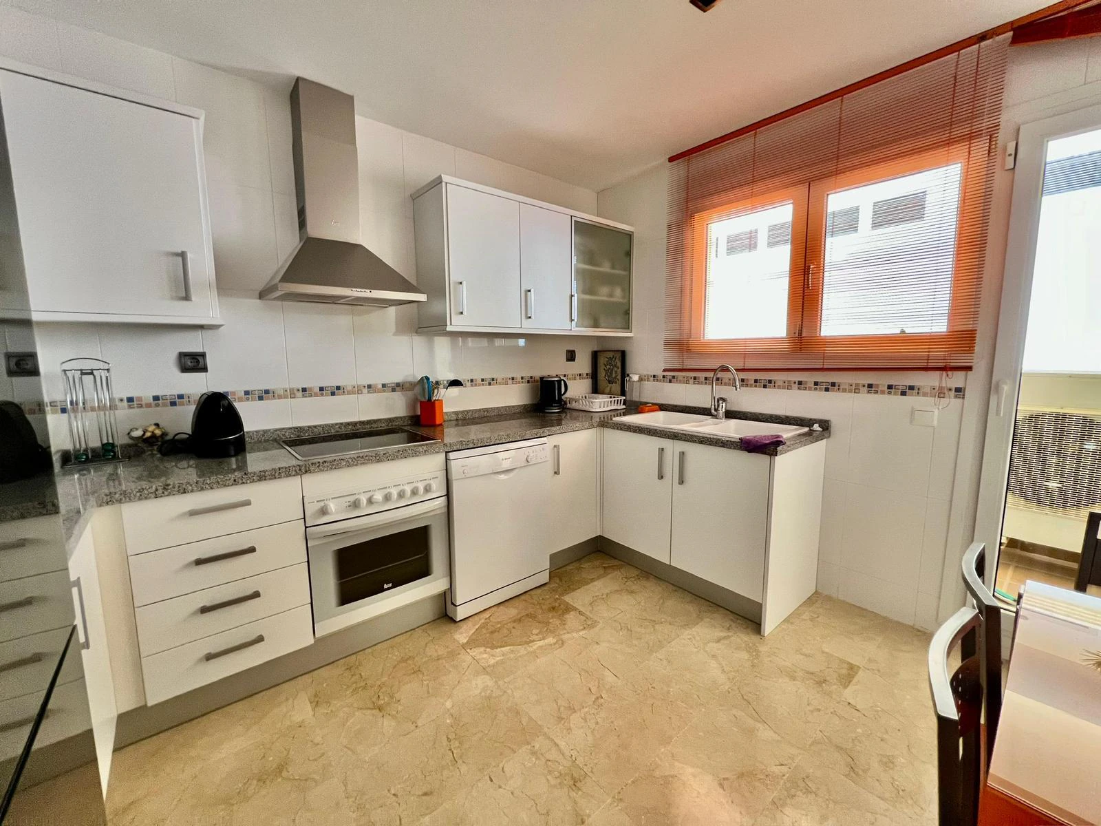 Luxuswohnung in erster Meereslinie in Mascarat, Altea