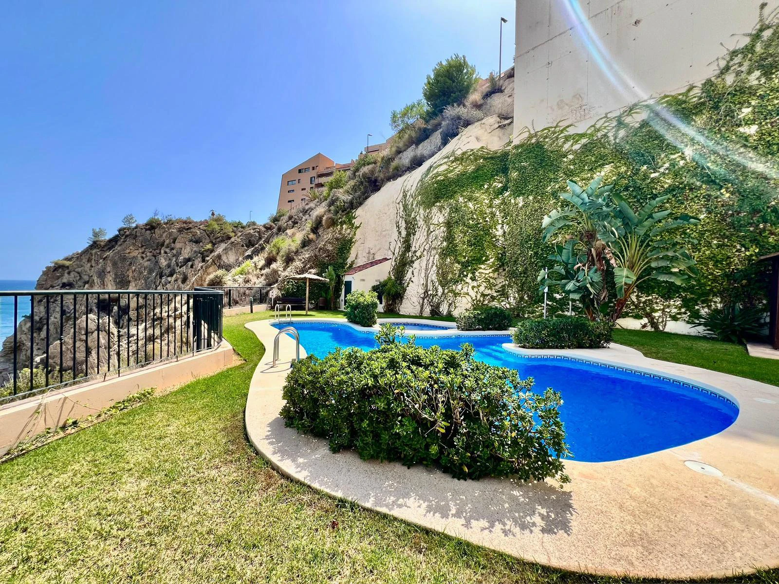 Luxuswohnung in erster Meereslinie in Mascarat, Altea