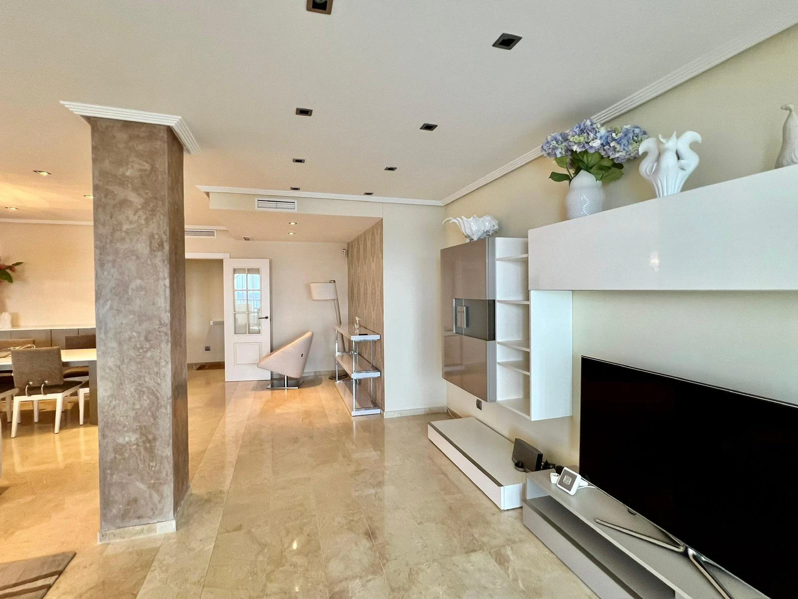 Luxuswohnung in erster Meereslinie in Mascarat, Altea
