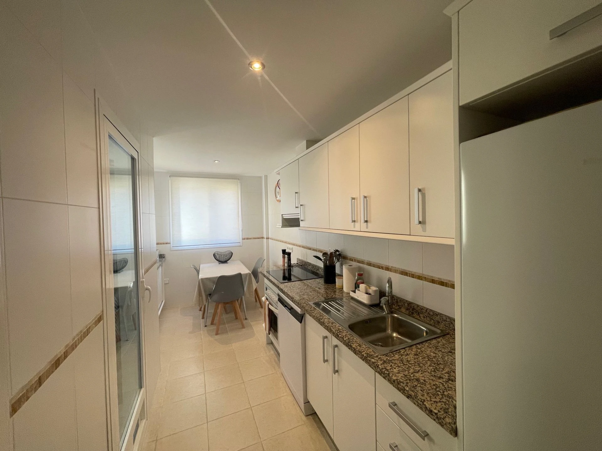Sea View 2-Bedroom Apartment for Sale in Mascarat near Marina Greenwich