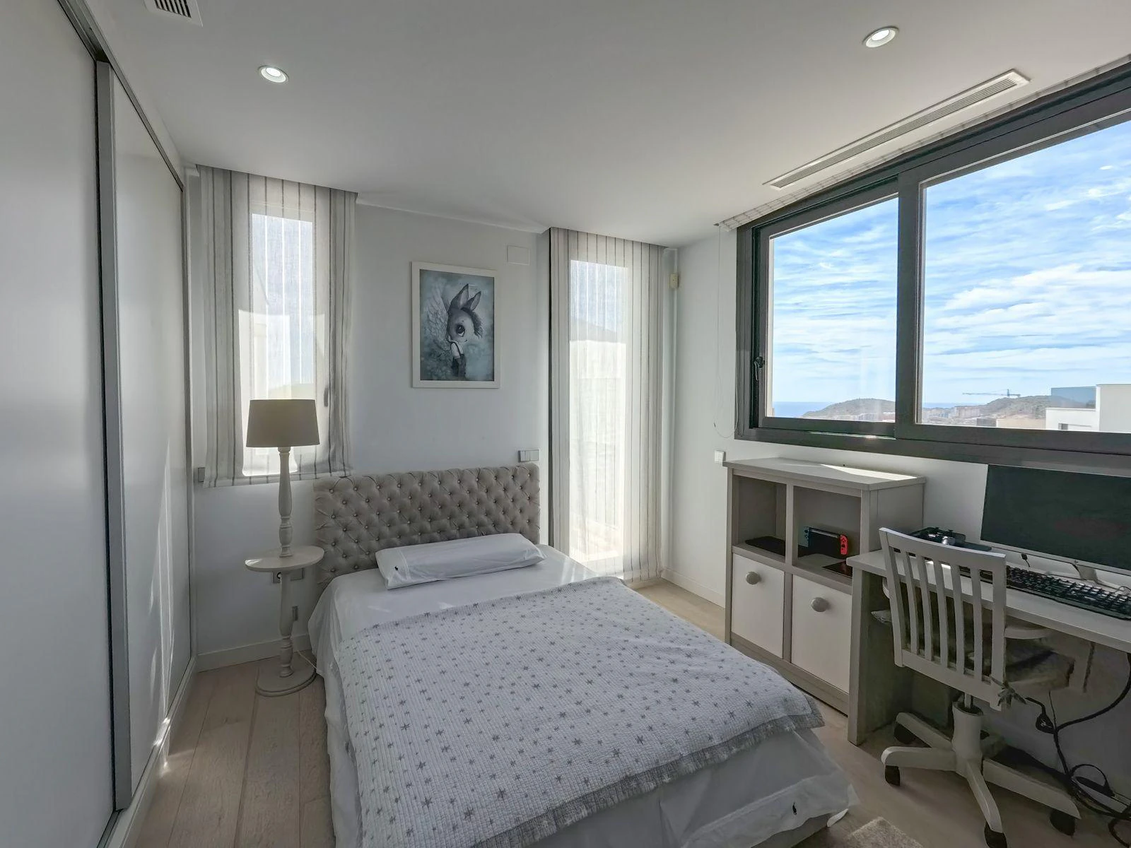 Chalet for sale in Finestrat, Sierra Cortina: 4 bedrooms, private pool.