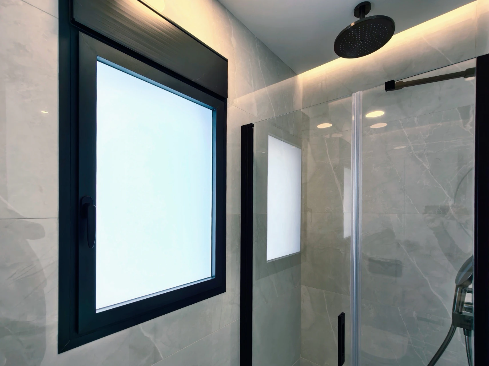 Moderne Villa in Sierra Cortina – Komfort, Design und Top-Lage an der Costa Blanca