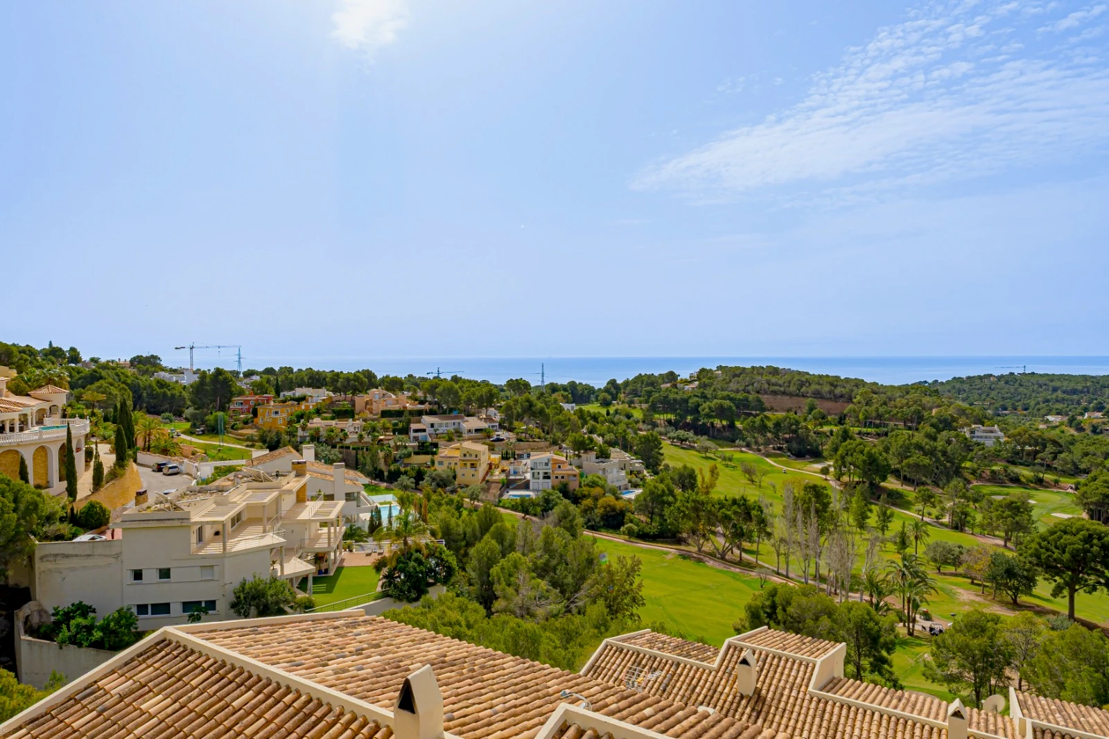 Duplex Apartment for Sale Next to the Golf Course in Altea la Vella – Sea and Golf Course Views, North Costa Blanca