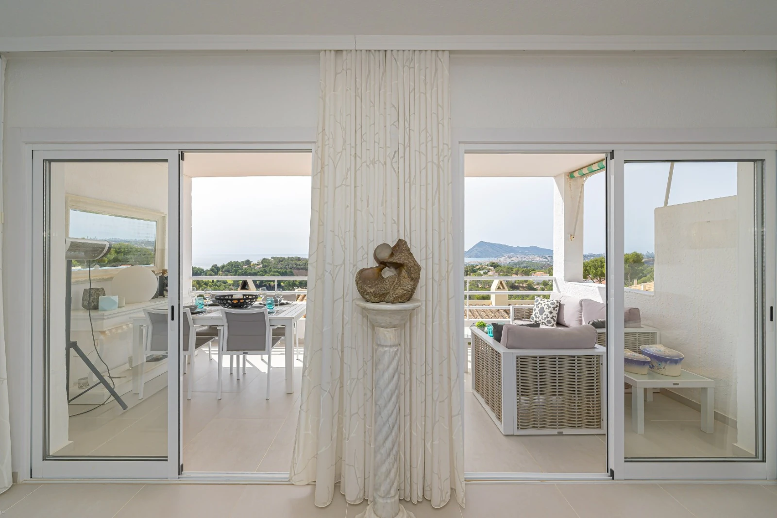 Duplex Apartment for Sale Next to the Golf Course in Altea la Vella – Sea and Golf Course Views, North Costa Blanca