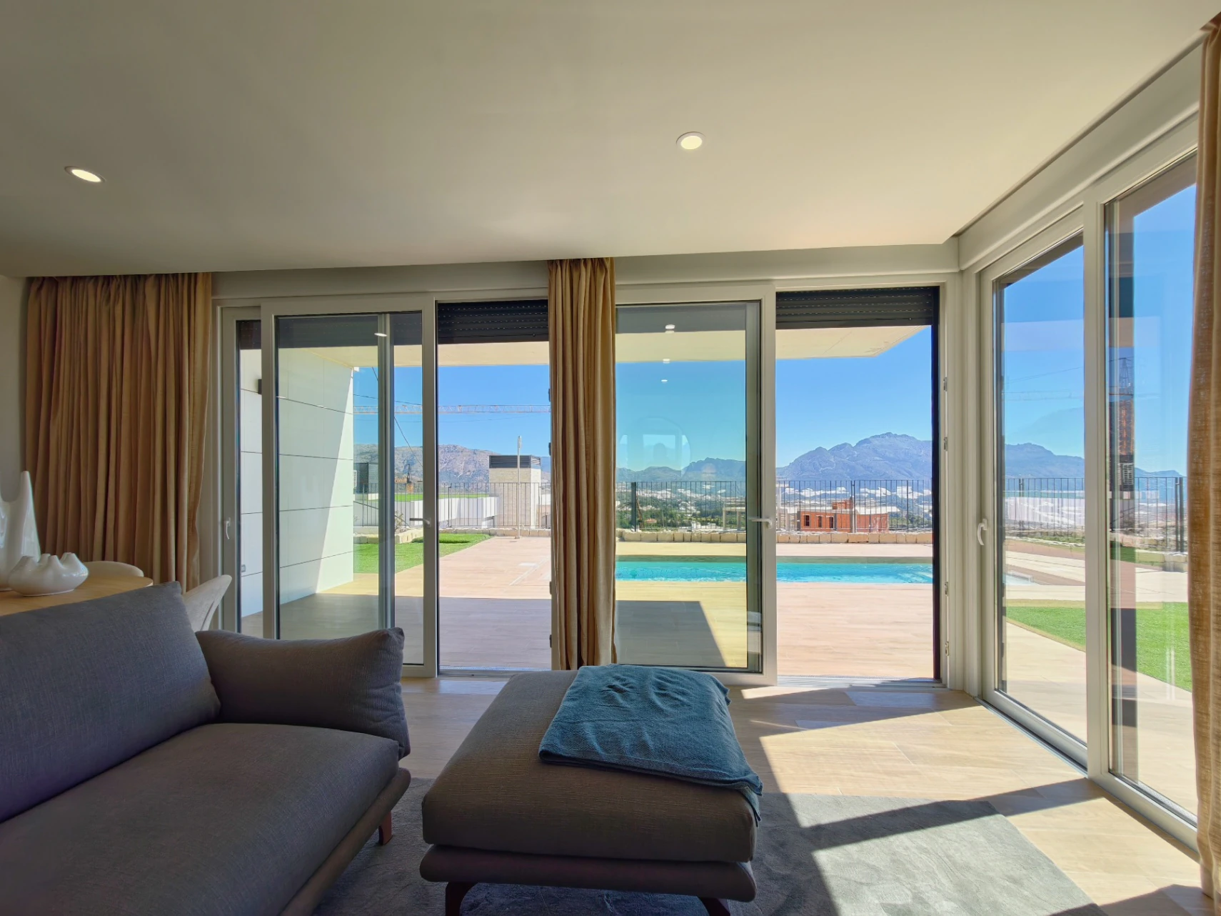 Villas for Sale in Polop, Costa Blanca