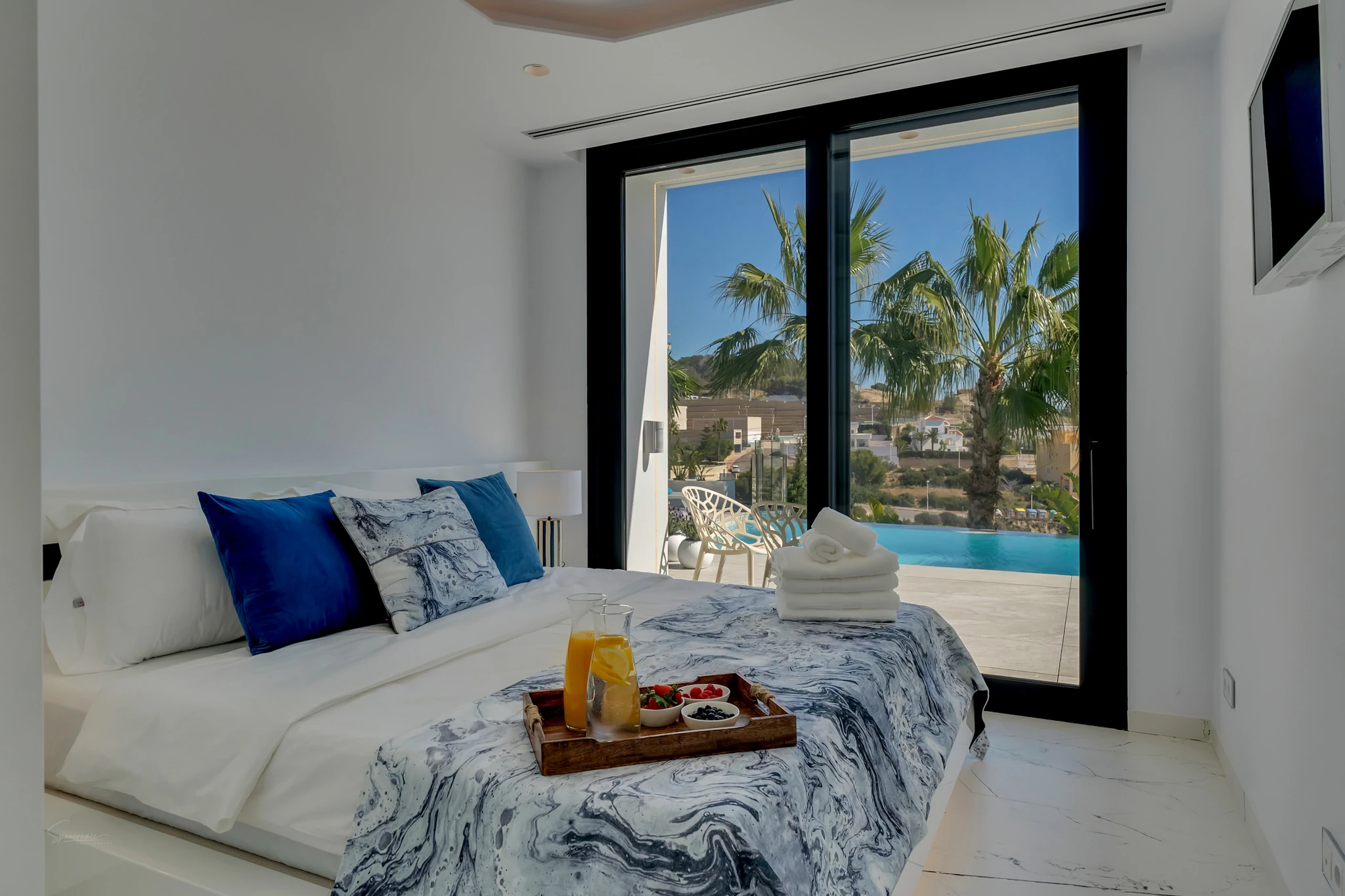 Modern Luxury Villa for Sale in Calpe, Costa Blanca North – Close to the Sea
