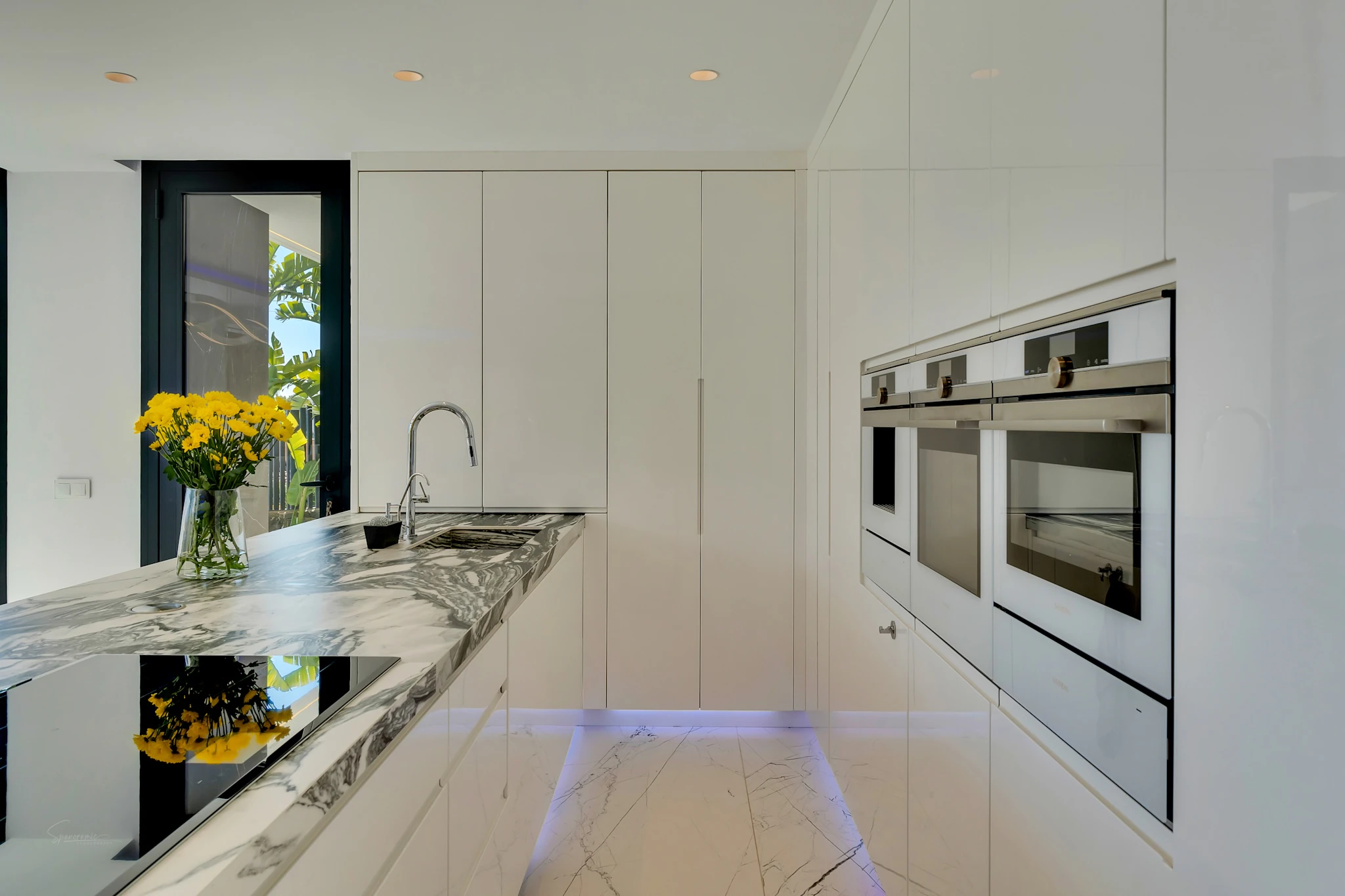 Modern Luxury Villa for Sale in Calpe, Costa Blanca North – Close to the Sea
