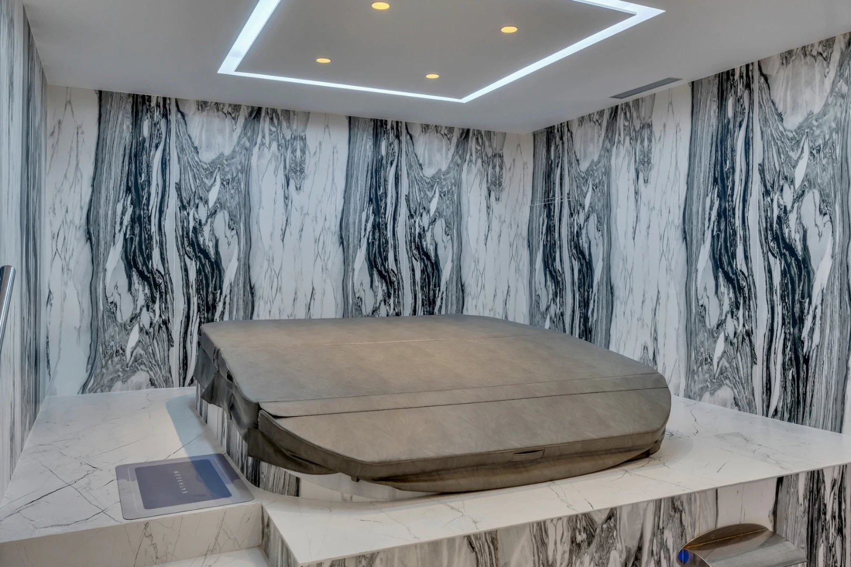 Modern Luxury Villa for Sale in Calpe, Costa Blanca North – Close to the Sea
