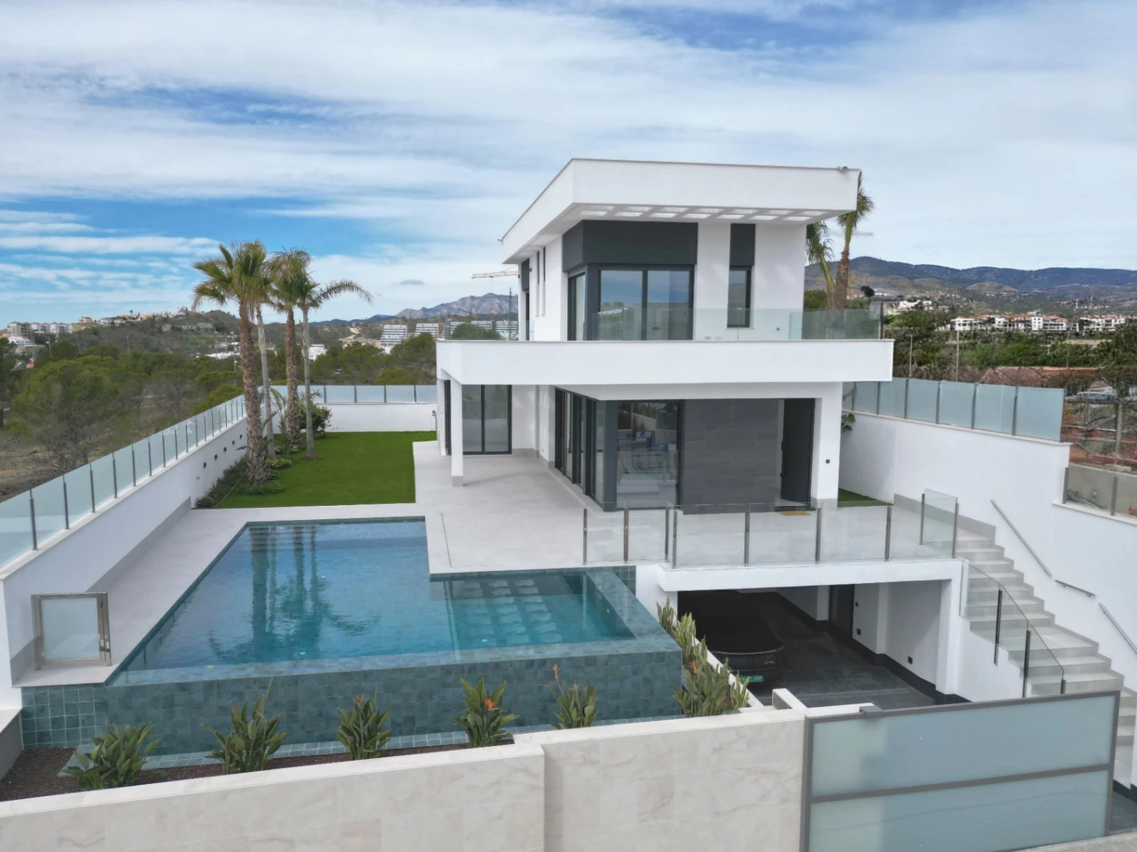 Villa for Sale in Sierra Cortina (Finestrat), Costa Blanca