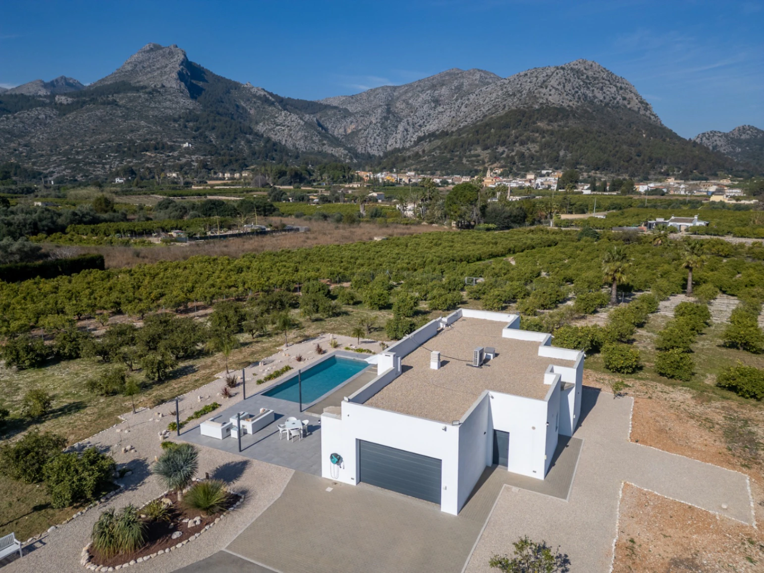 Modern villa for sale in Tormos (Orba Valley)