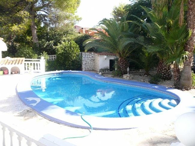 Venta. Chalet/Villa en Dénia