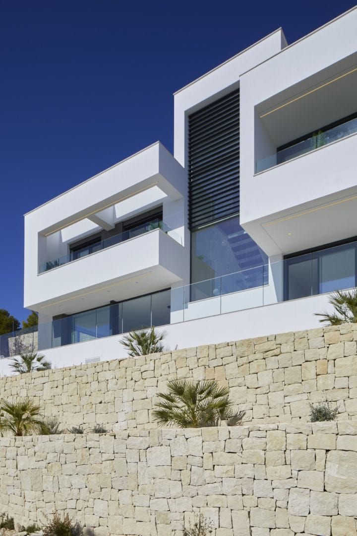 VILLA SENZA