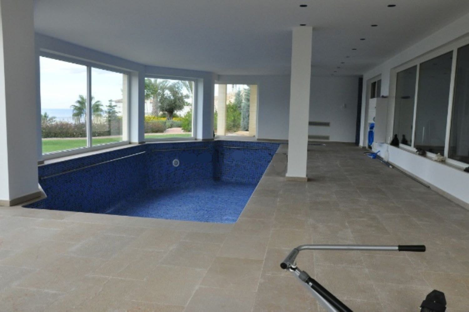 Villa en Denia a la venta , con vistas al mar