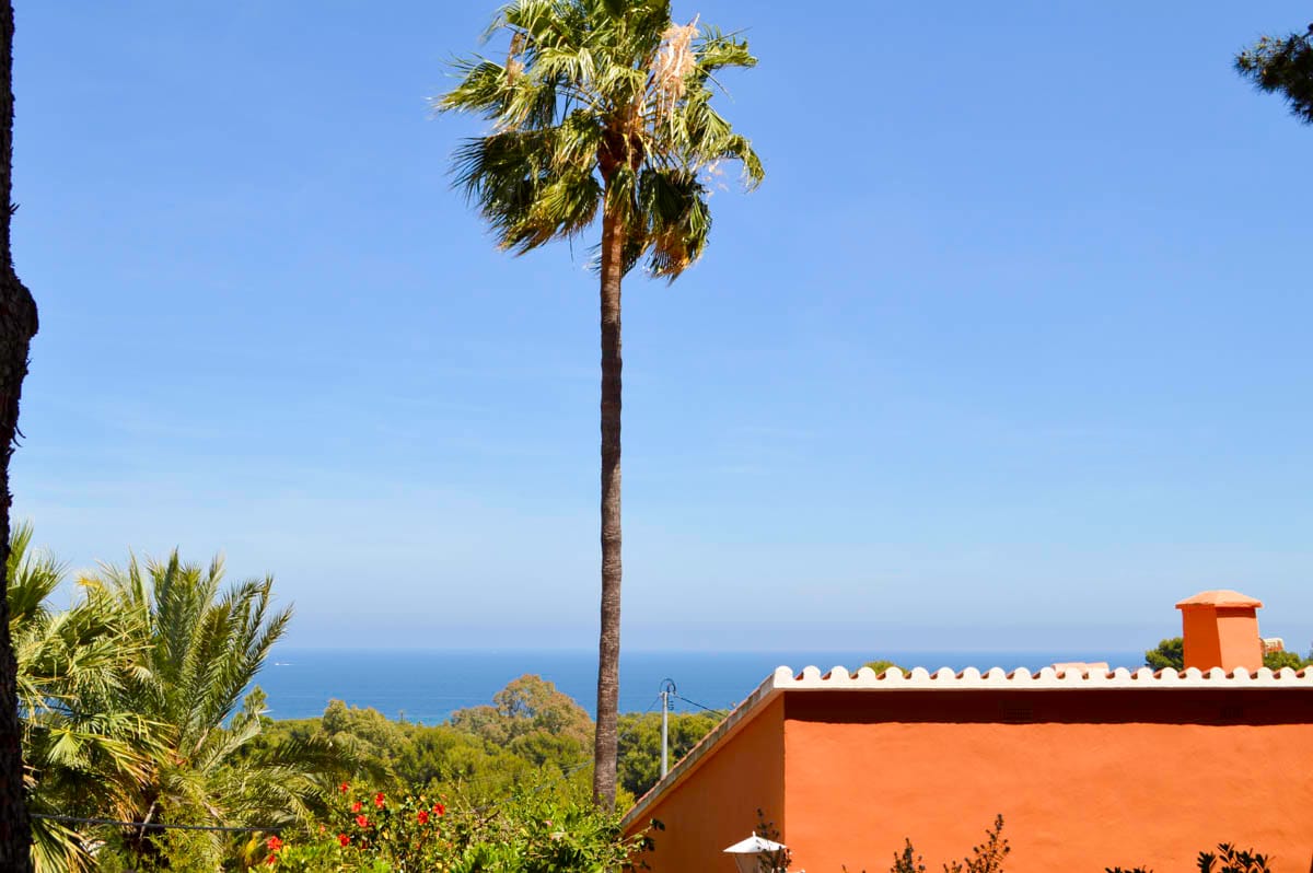Villa situada en Las Rotas de Dènia con increíbles vistas al mar.