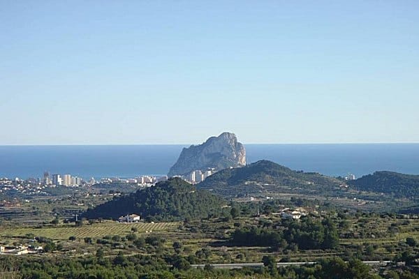Finca nueva con vistas al mar en Benissa en venta