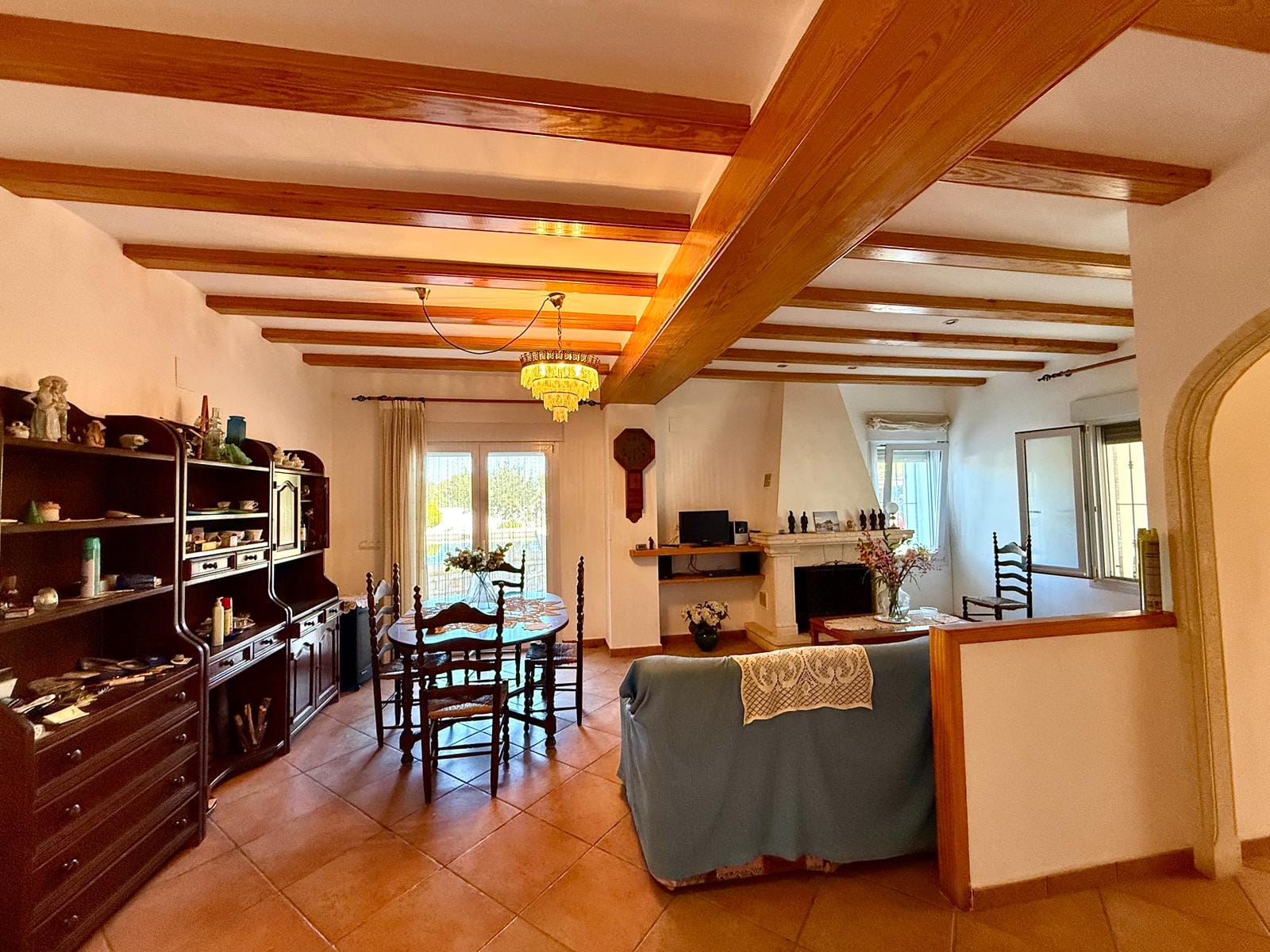 Exclusiva finca con gran potencial en Denia, 4415m parcela con 2 casas y varias construcciones