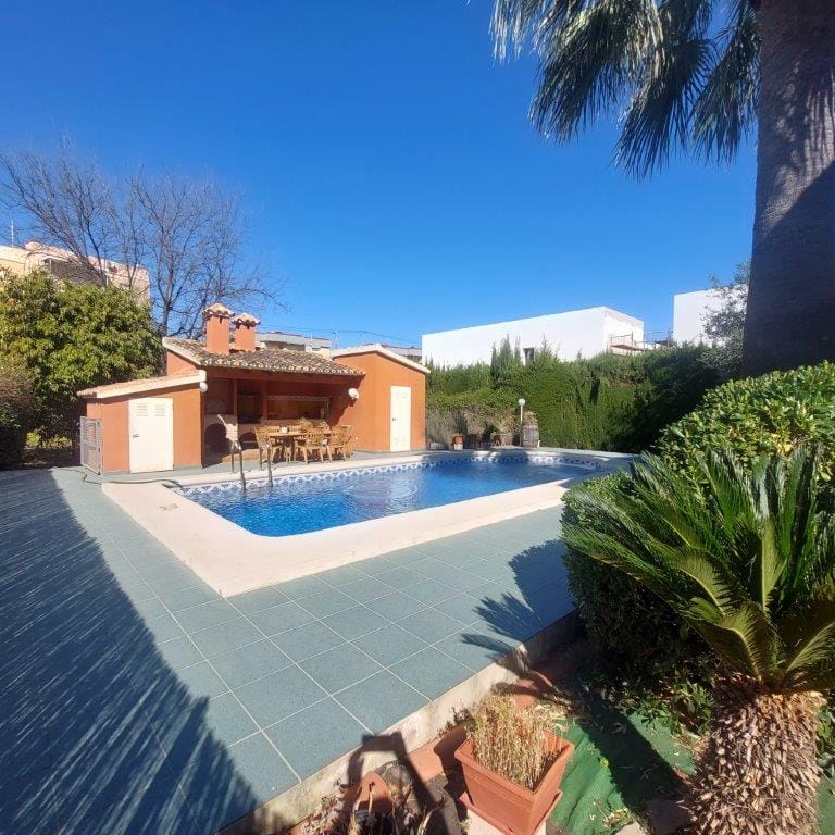 Chalet independiente, en primera línea de playa