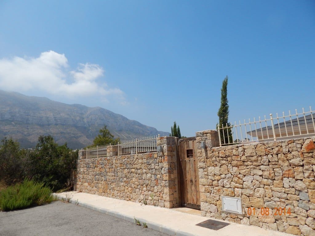 Villa en Denia a la venta , con vistas al mar