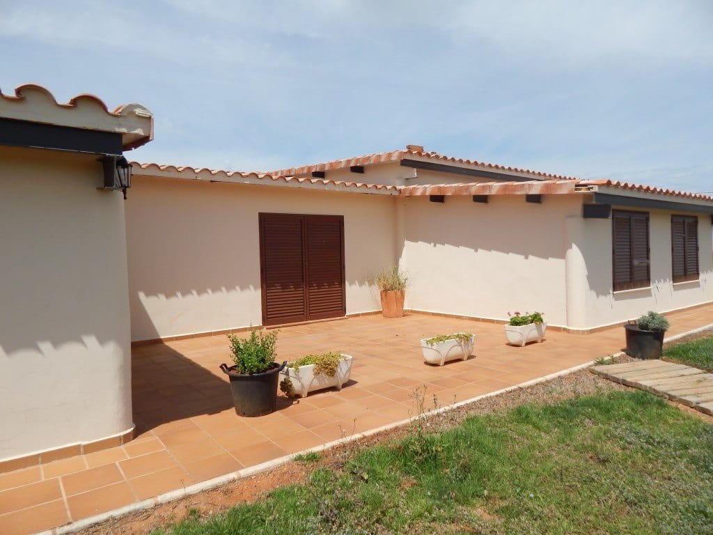 Finca en Denia en venta