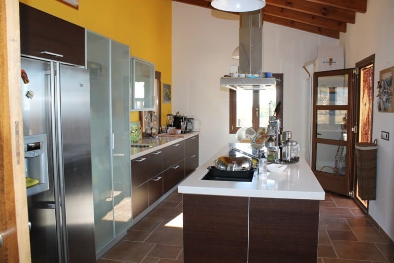 Finca nueva con vistas al mar en Benissa en venta
