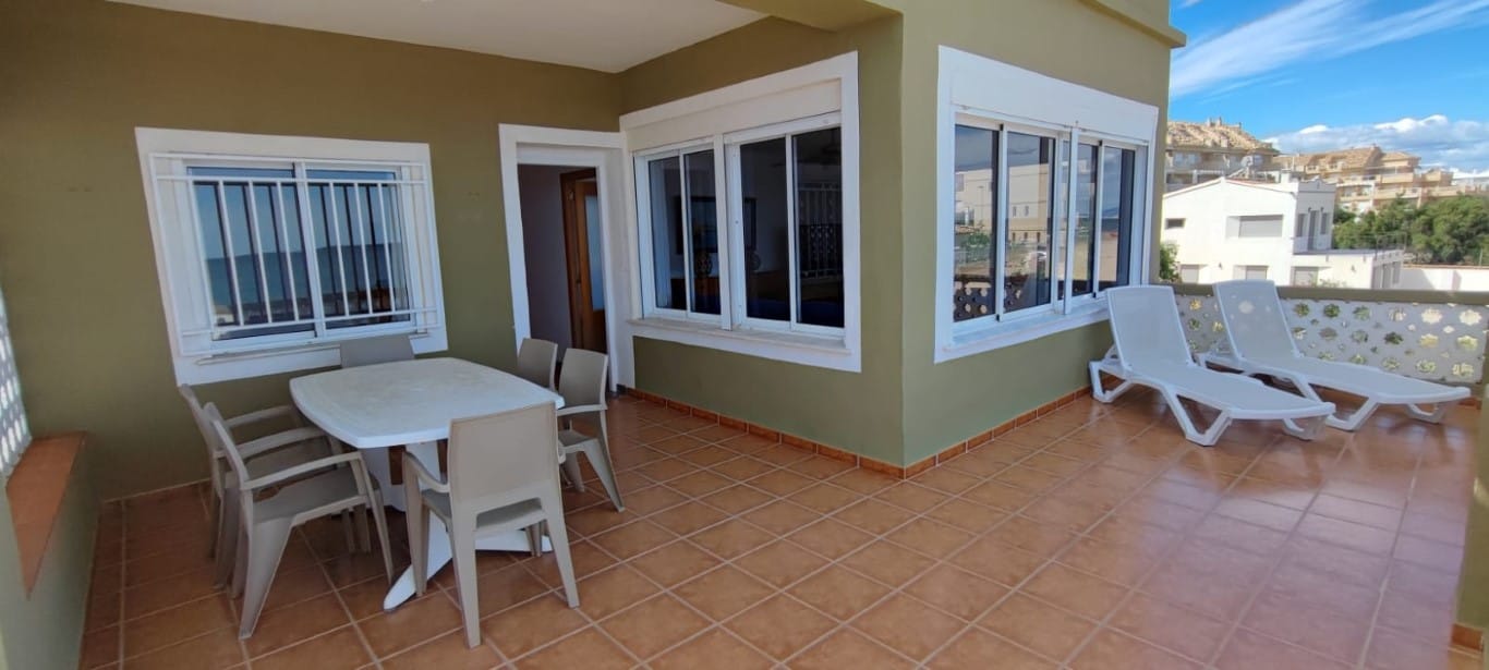 Apartamento en Primera Linea