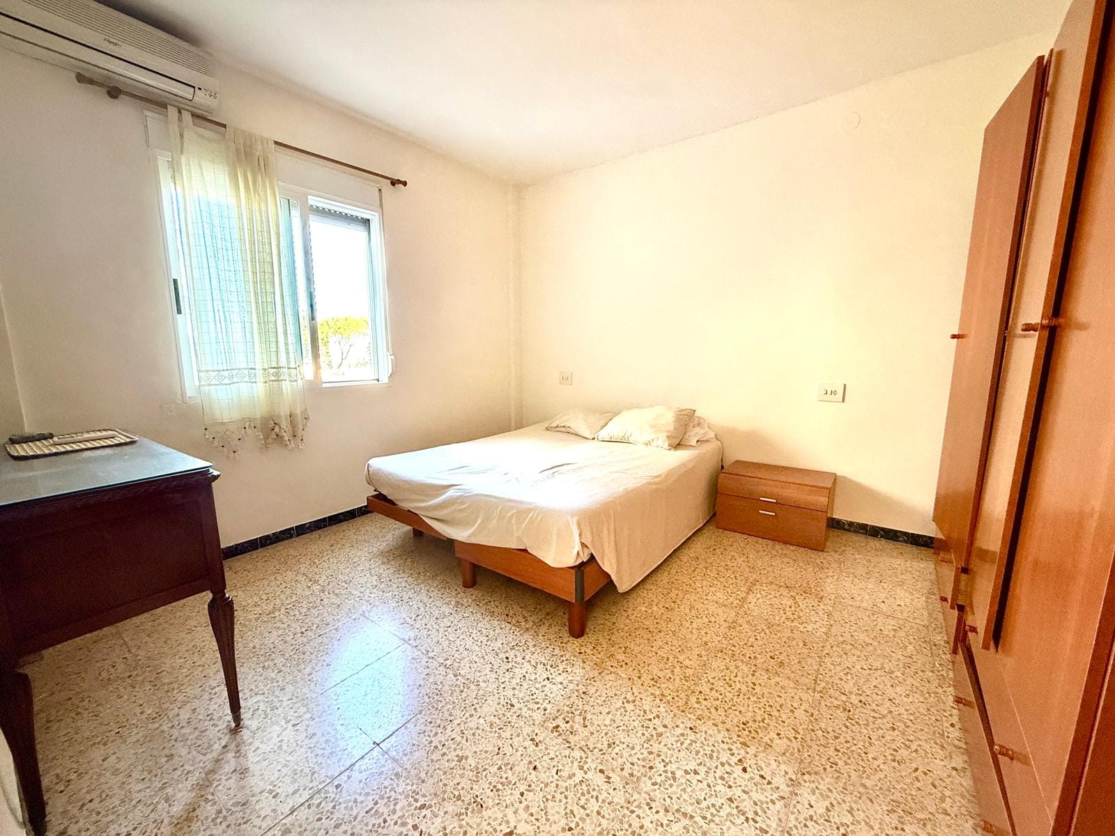Exclusiva finca con gran potencial en Denia, 4415m parcela con 2 casas y varias construcciones