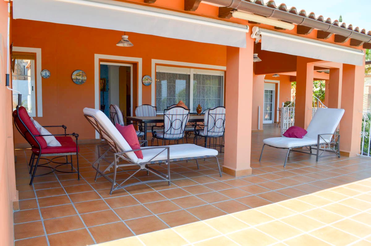 Villa situada en Las Rotas de Dènia con increíbles vistas al mar.
