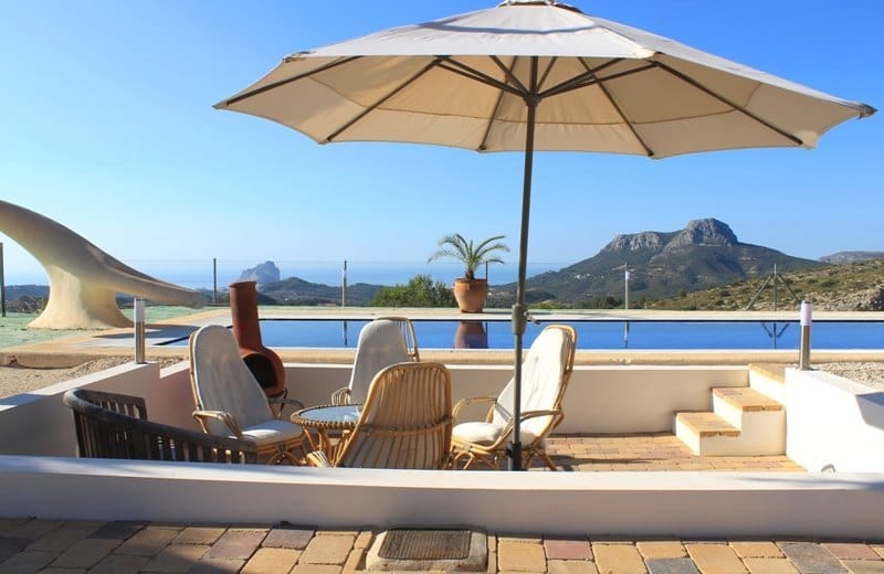 Finca nueva con vistas al mar en Benissa en venta
