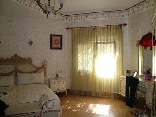 Venta. Chalet/Villa en Dénia