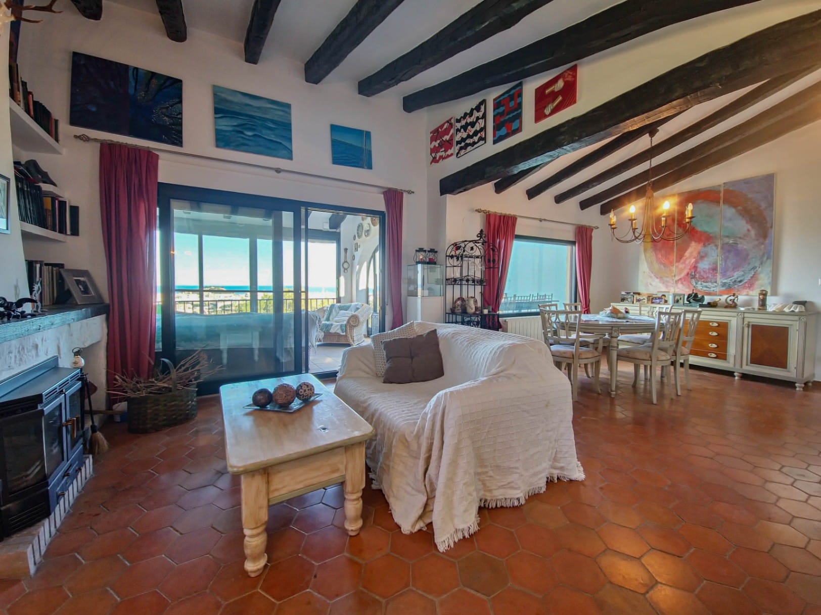 Chalet en Denia con sol todo el año y vistas panorámicas al mar