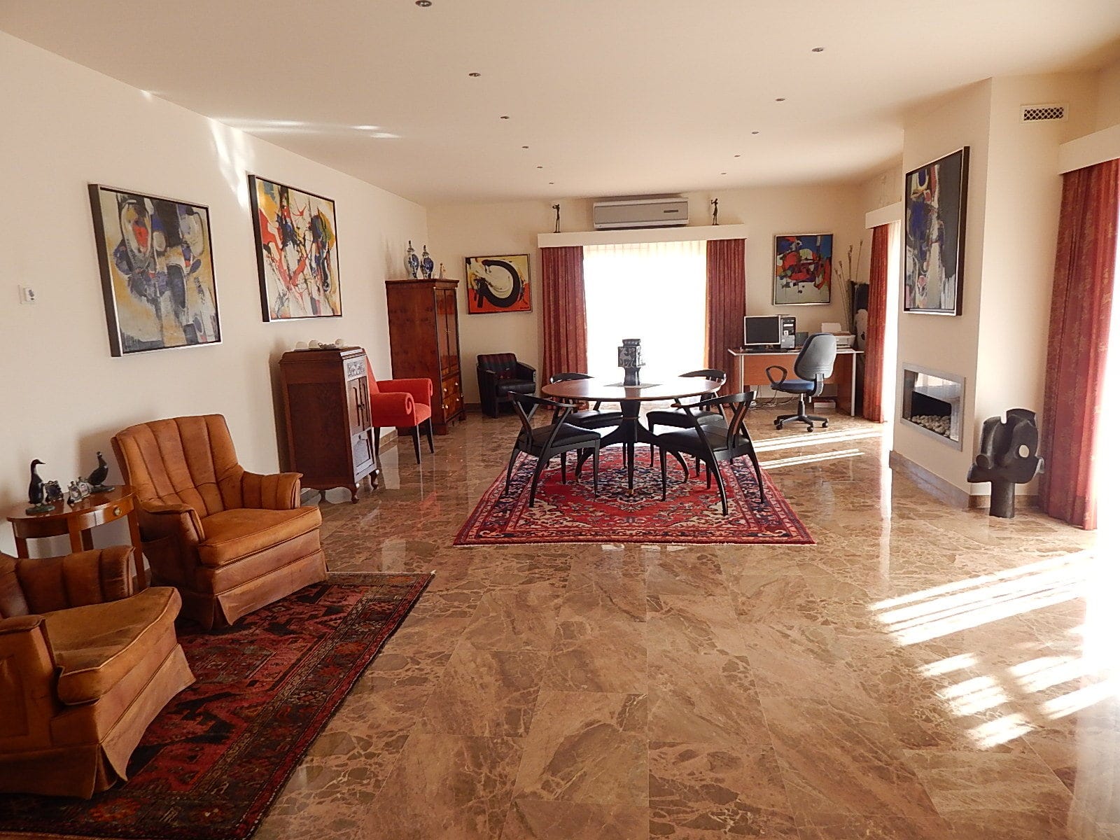 Villa en Oliva en venta