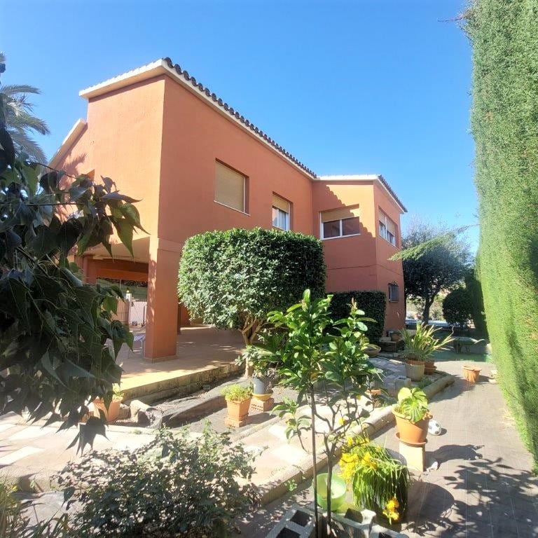 Chalet independiente, en primera línea de playa