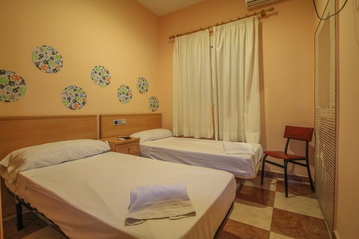 Hostal y restaurante con licencia