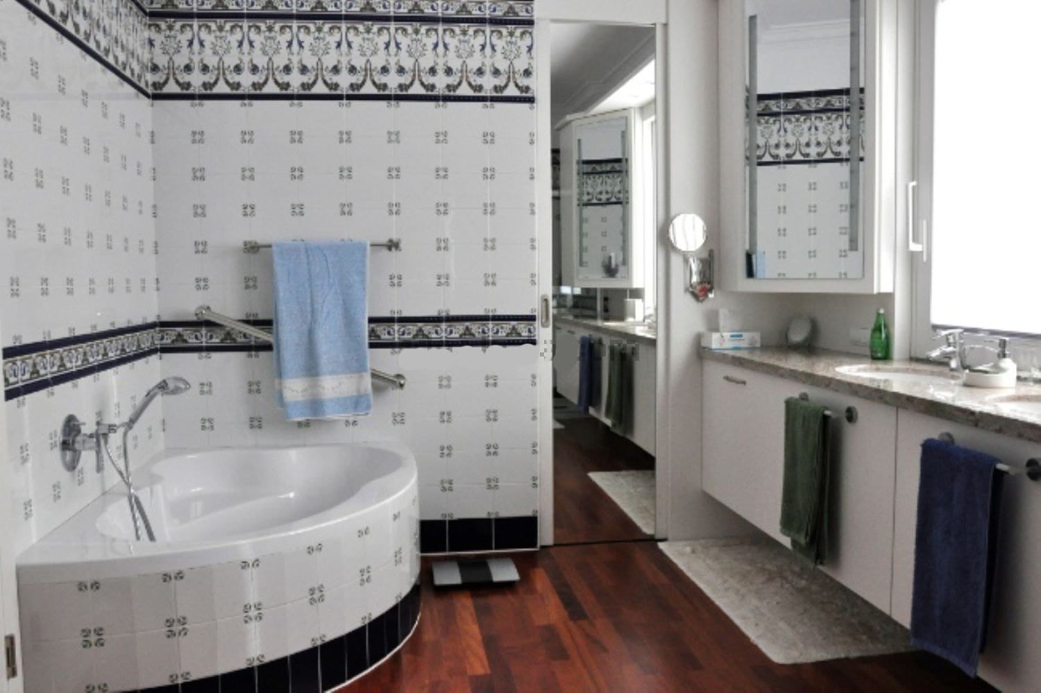 Villa en Denia a la venta , con vistas al mar