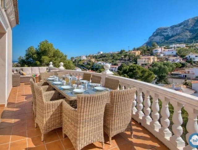 Venta. Chalet/Villa en Dénia