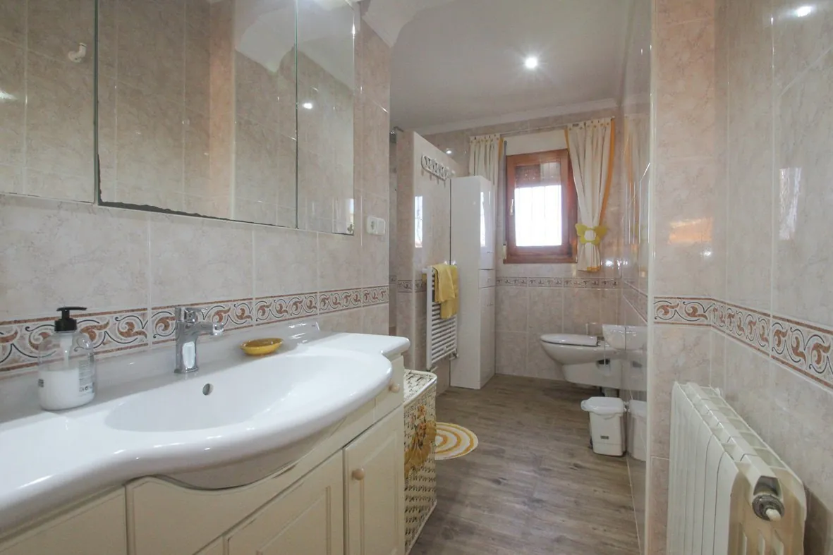 Magnifico chalet pareado en Denia