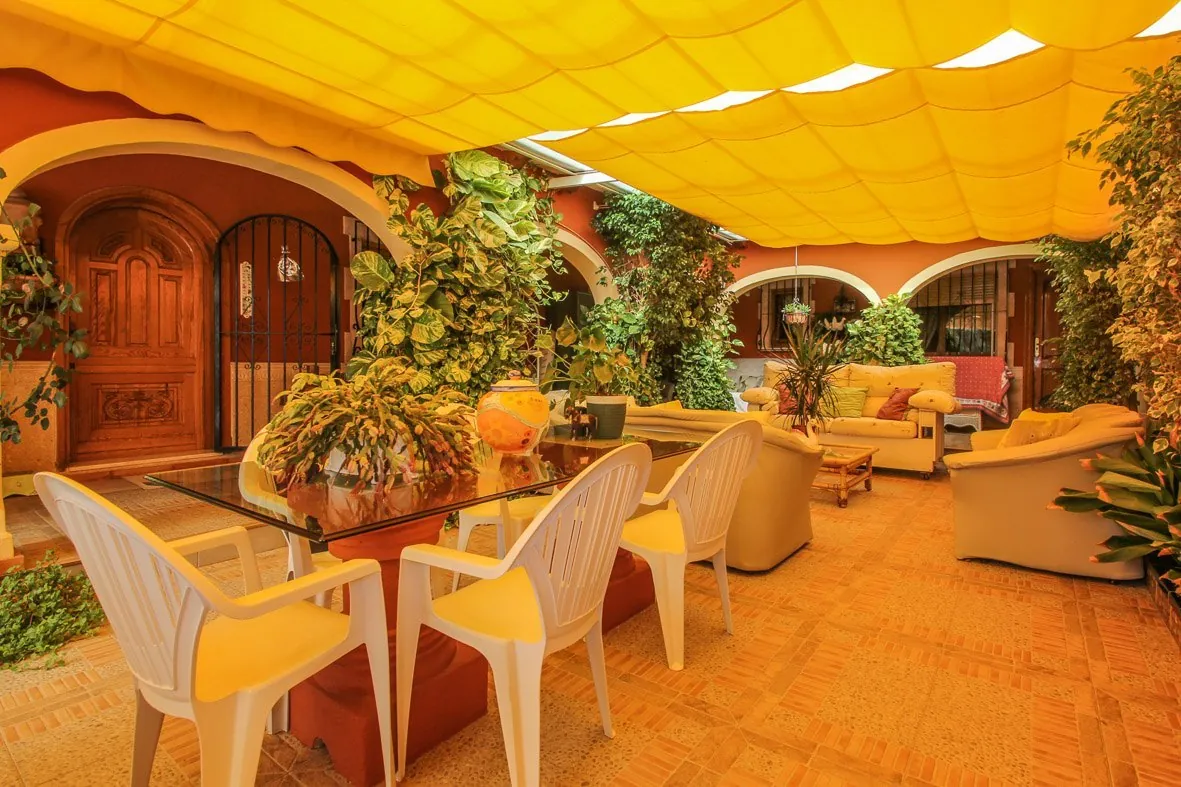 Magnifico chalet pareado en Denia
