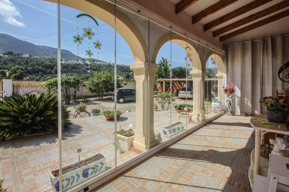 Magnifico chalet pareado en Denia