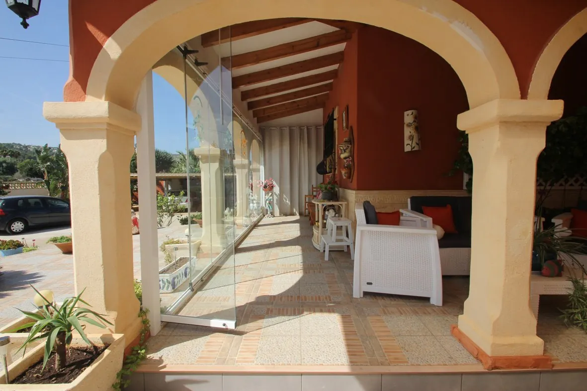 Magnifico chalet pareado en Denia