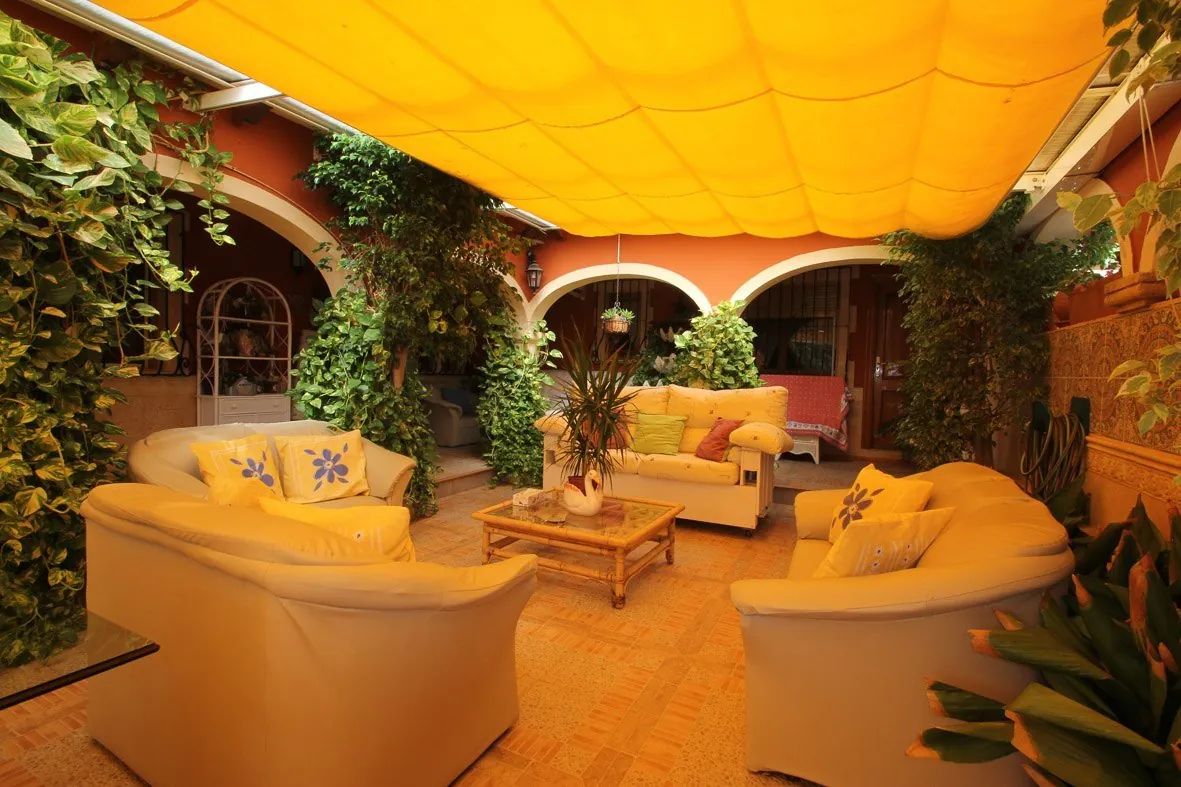 Magnifico chalet pareado en Denia