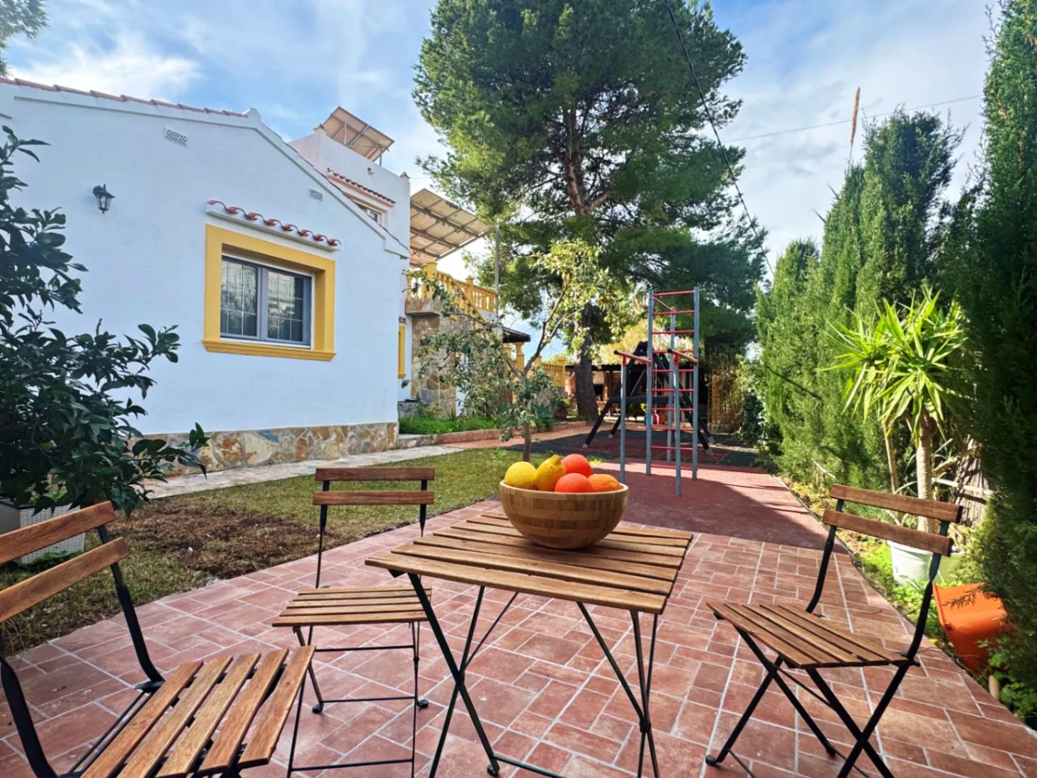Chalet en venta en Denia, Las Marinas: 3 dormitorios y piscina